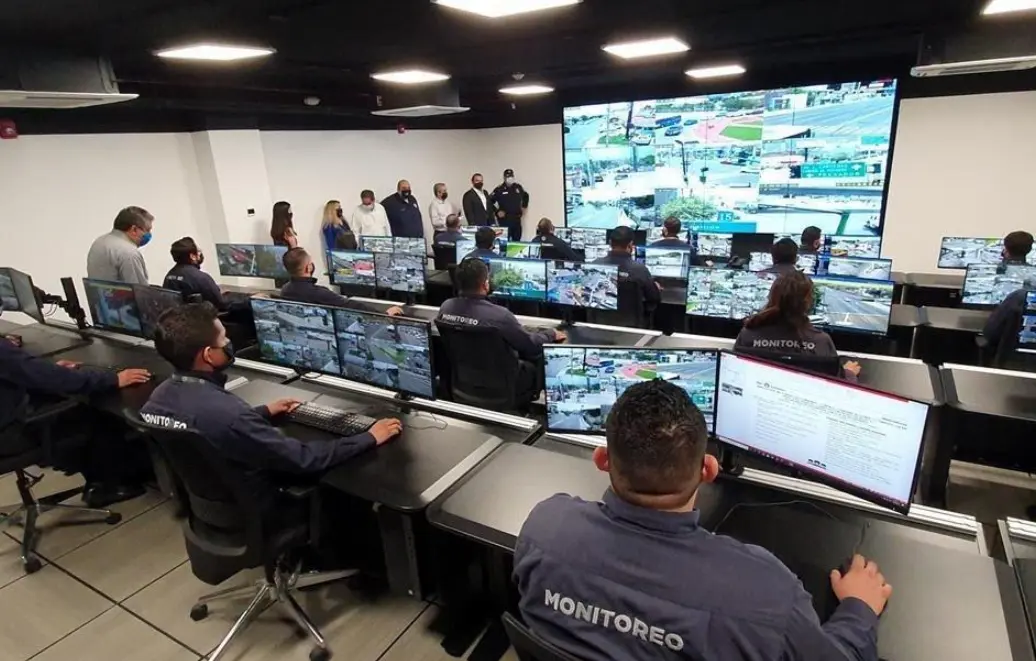 Elementos de seguridad y tecnología de vigilancia utilizados dentro de la estrategia Escudo de Monterrey.